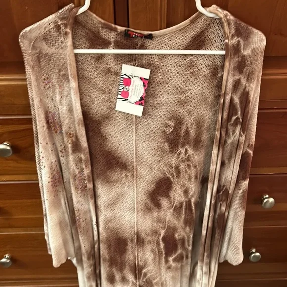 Beautiful NWT long full length lightweight brown/beige cardigan. Dolman sleeves. - Picture 2 of 4